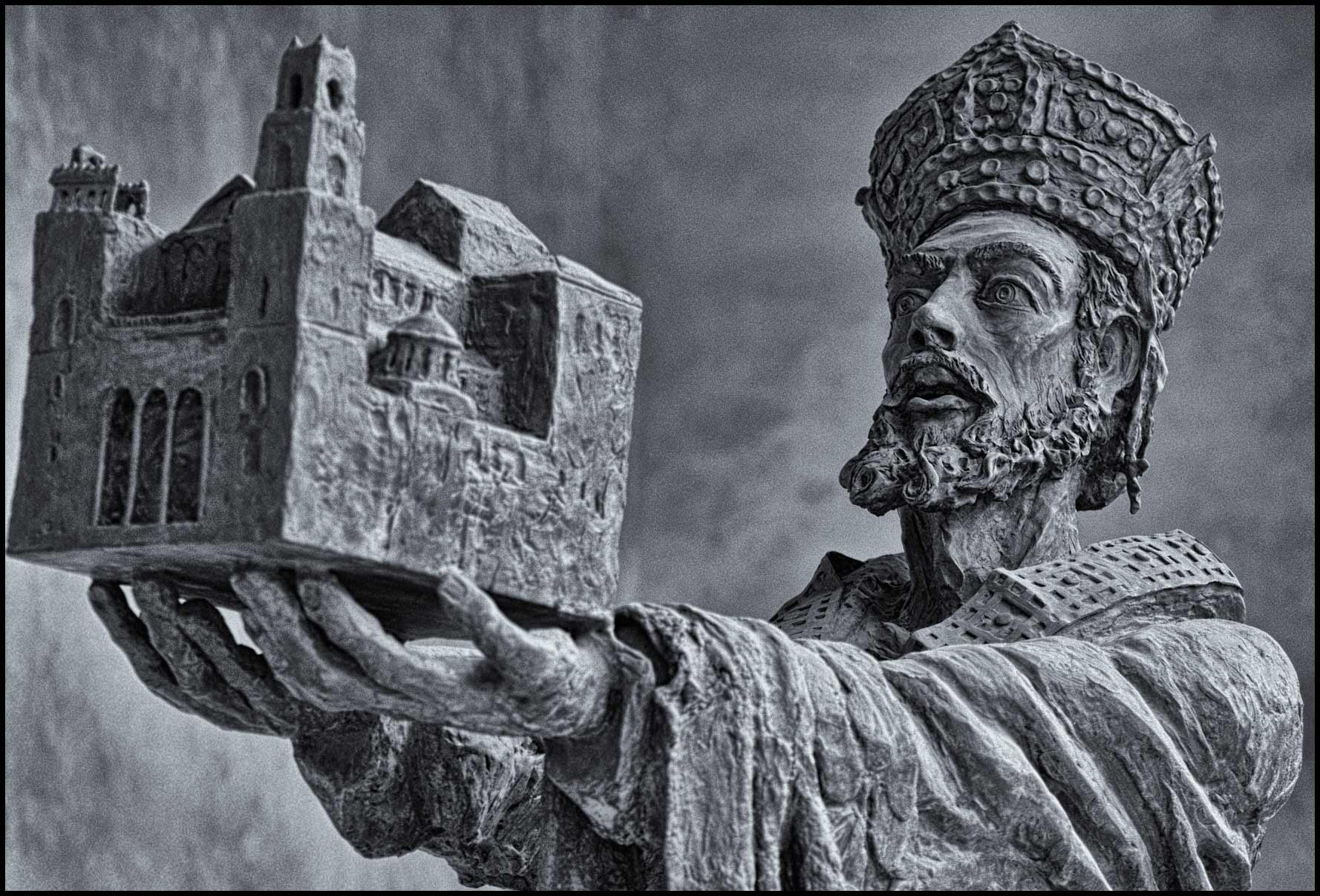Among the many artistic treasures the Earl failed to mention in his letters home, a statue of one of the many famous artists he failed to meet. Venice was not the all-powerful trading empire of 100 years before his visit. A quarter of the population were sex workers.